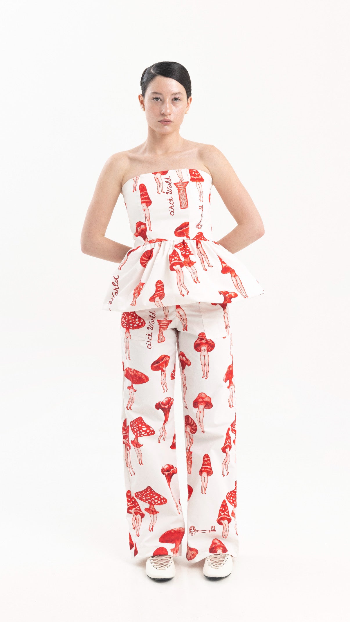 Aminita Strapples